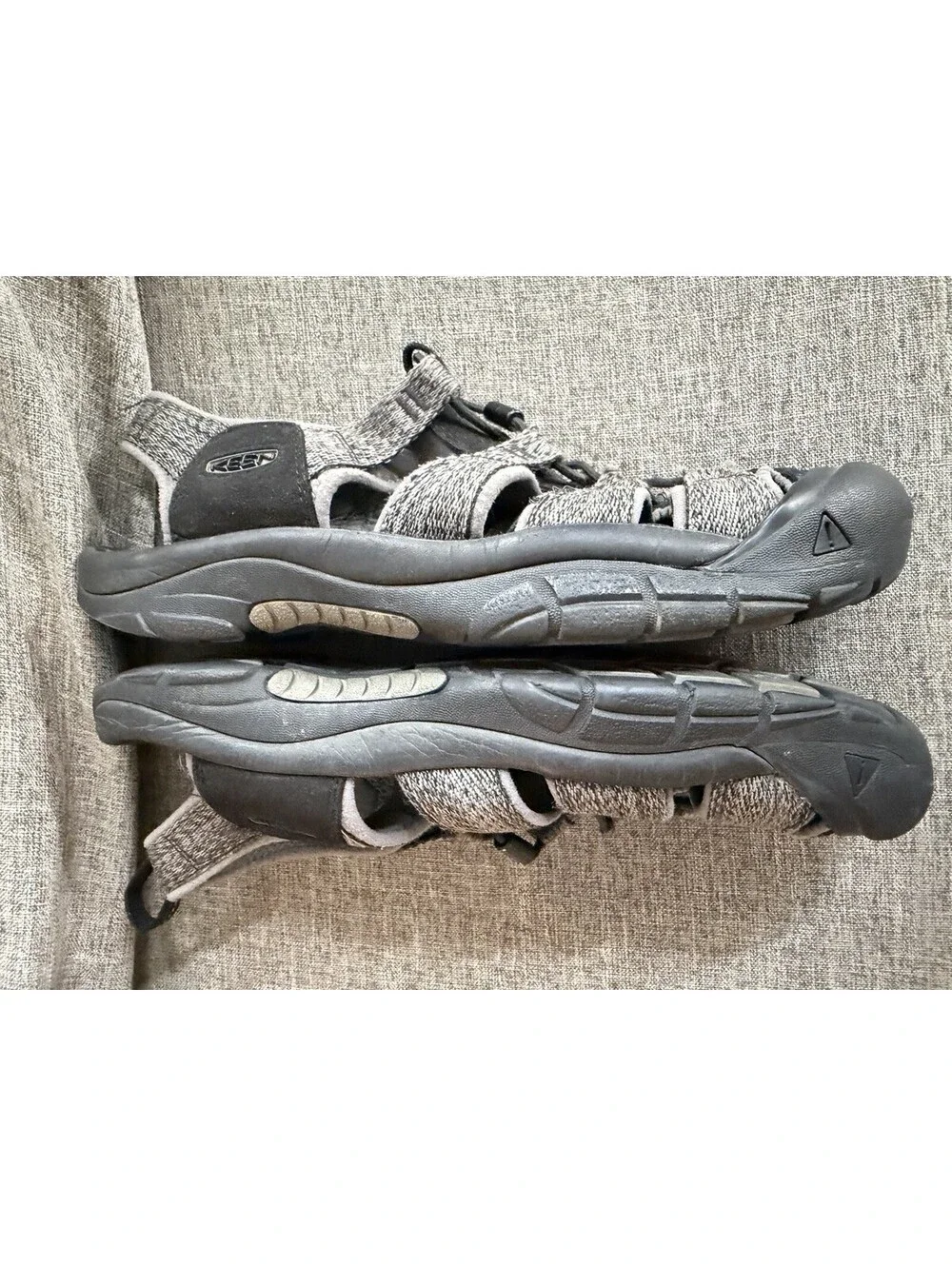Keen Newport H2 Waterproof Sandals Mens 11 Gray Black Hiking Water Shoes